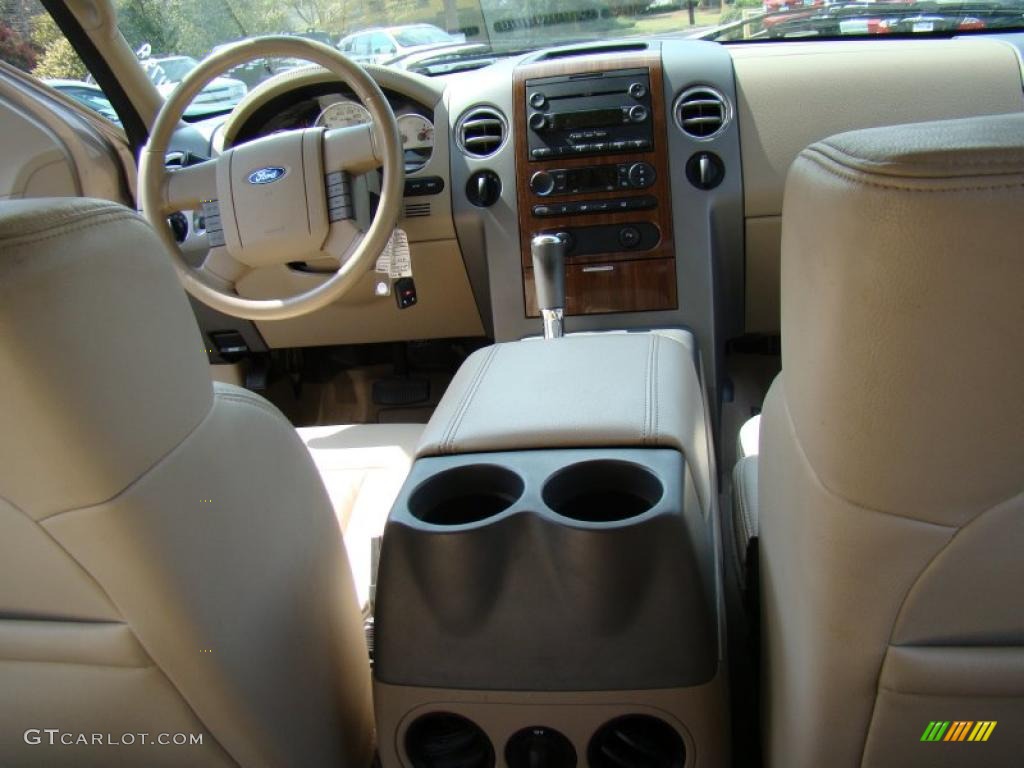 2004 F150 Lariat SuperCrew 4x4 - Arizona Beige Metallic / Tan photo #17