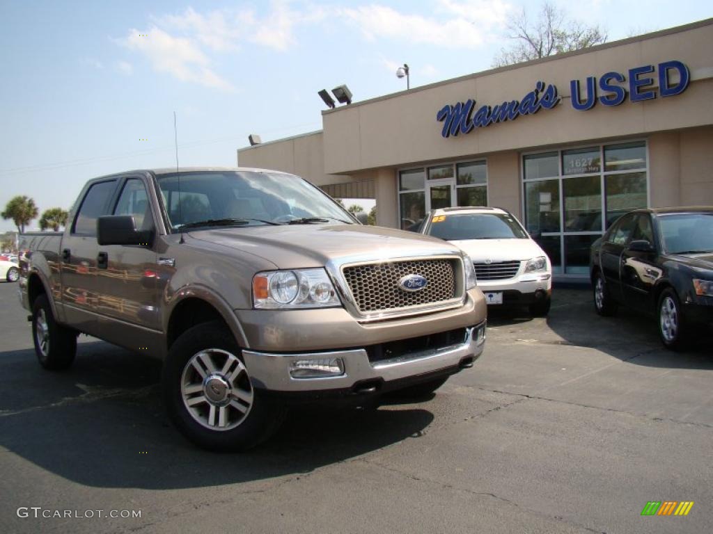 2004 F150 Lariat SuperCrew 4x4 - Arizona Beige Metallic / Tan photo #33