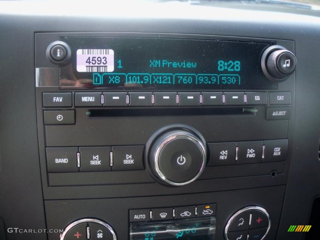 2011 Chevrolet Silverado 3500HD LT Extended Cab 4x4 Dually Controls Photo #46837485