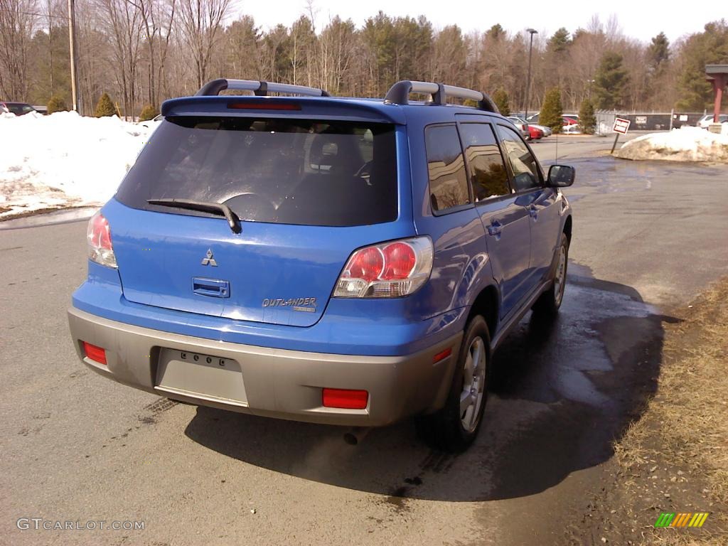 2003 Outlander XLS 4WD - Pacific Blue / Charcoal photo #6