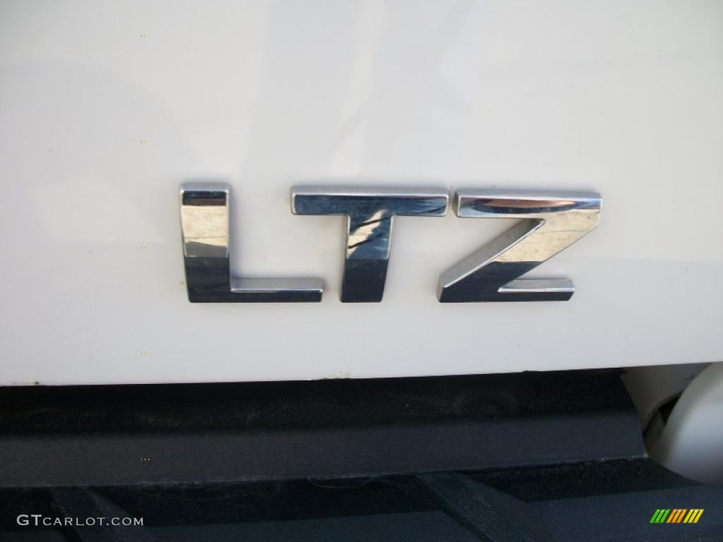 2009 Chevrolet Silverado 1500 LTZ Crew Cab 4x4 Marks and Logos Photo #46838334