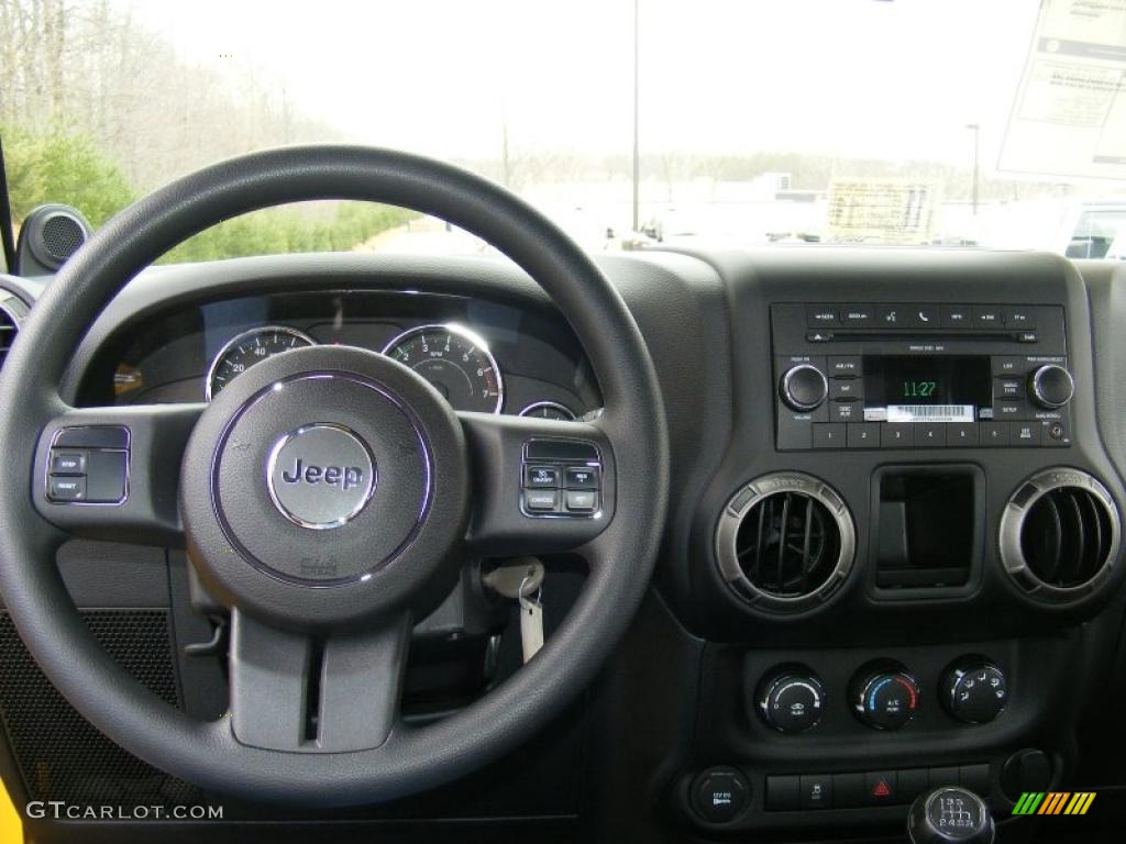 2011 Wrangler Sport 4x4 - Detonator Yellow / Black photo #8