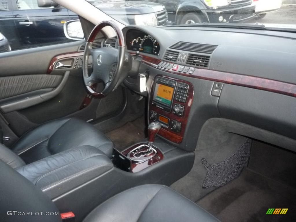 Charcoal Interior 2002 Mercedes-Benz S 500 Sedan Photo #46839420