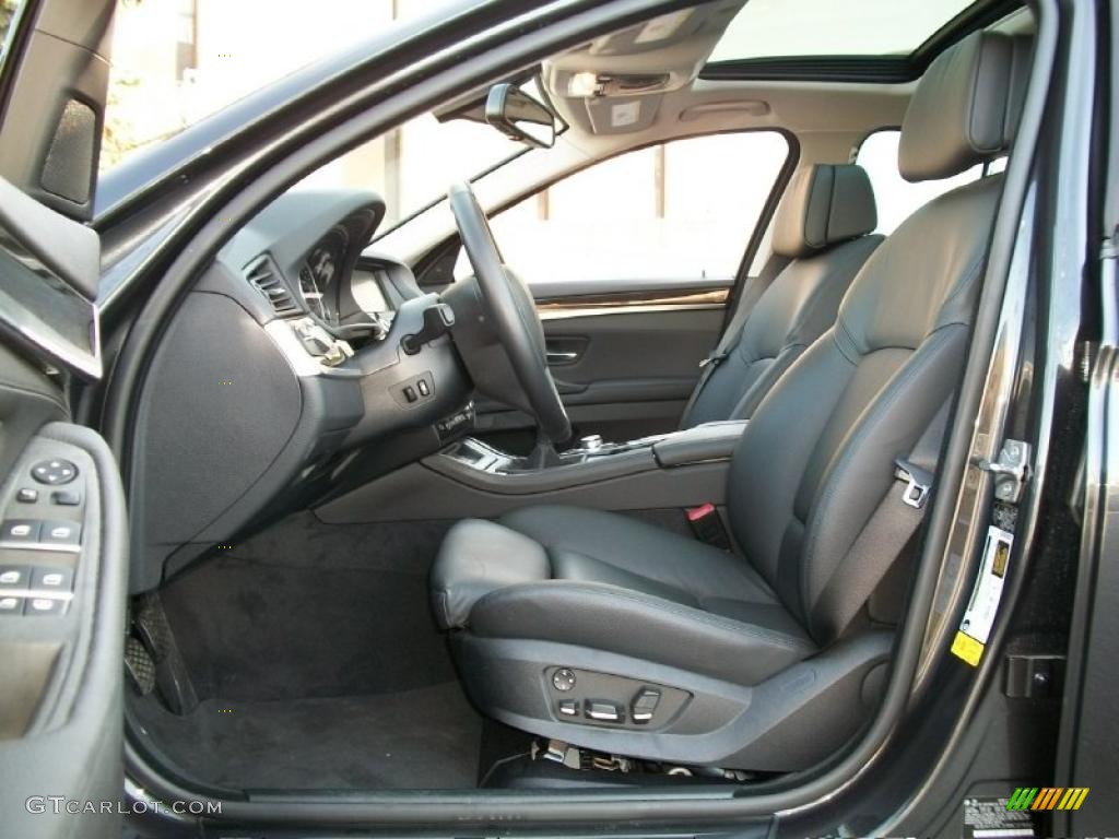 Black Interior 2011 BMW 5 Series 550i Sedan Photo #46839615