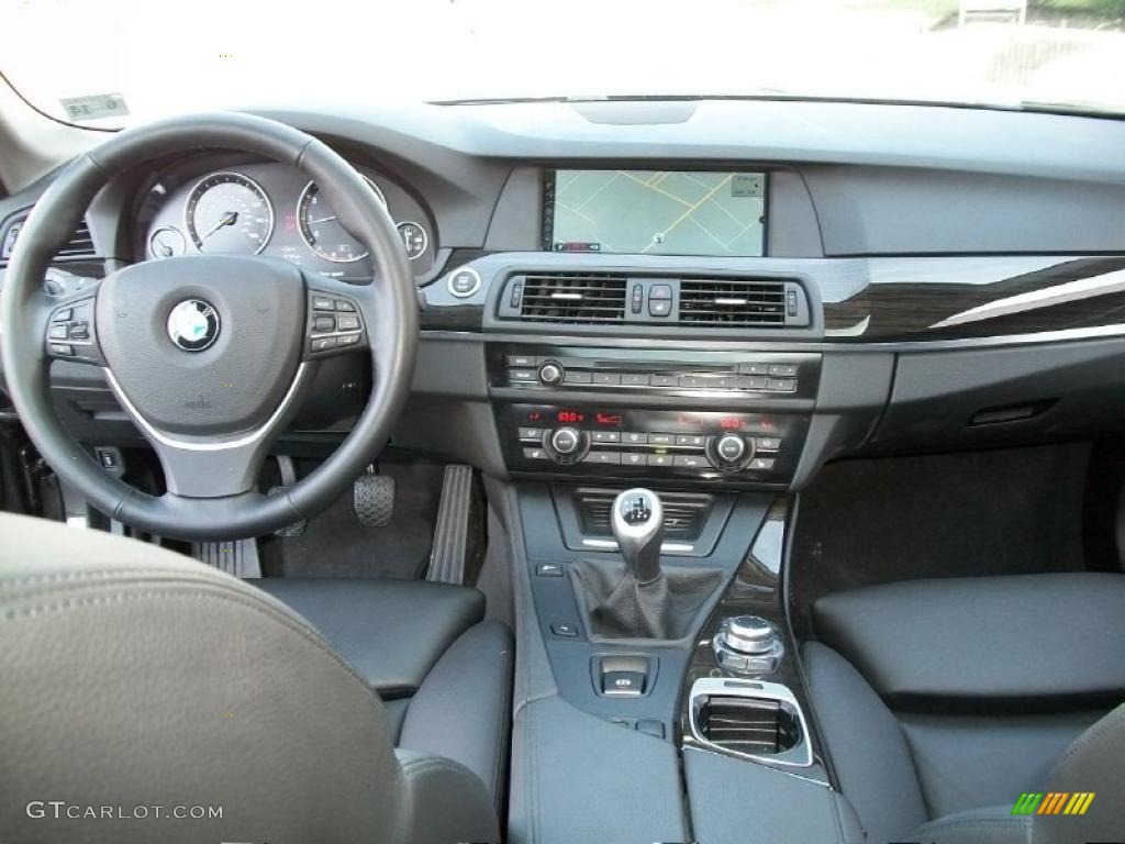 2011 BMW 5 Series 550i Sedan Black Dashboard Photo #46839645