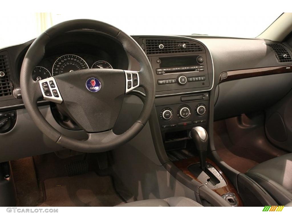 2007 Saab 9-3 2.0T Sport Sedan Black/Gray Dashboard Photo #46840953