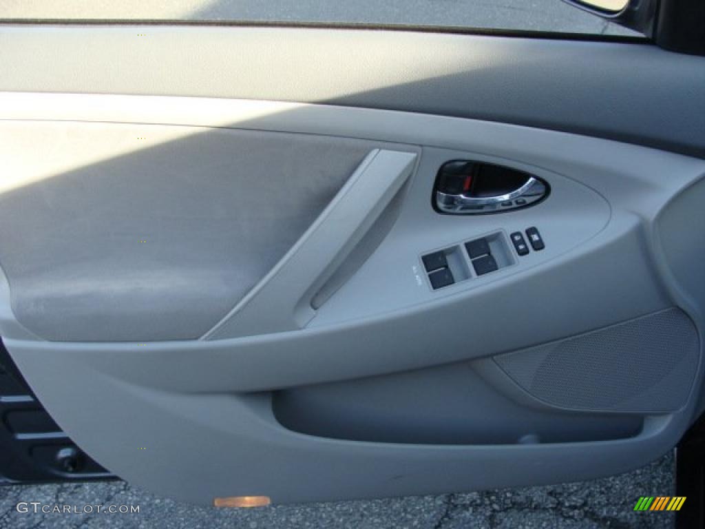 2010 Camry LE - Magnetic Gray Metallic / Ash Gray photo #6