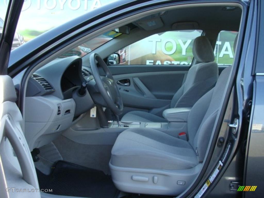 2010 Camry LE - Magnetic Gray Metallic / Ash Gray photo #7