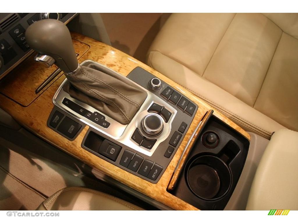 2005 Audi A6 4.2 quattro Sedan Controls Photo #46841985