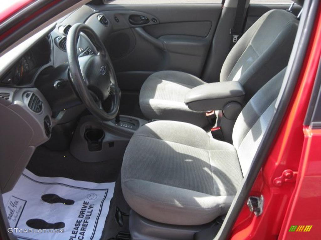 2002 Ford Focus SE Sedan interior Photo #46844712