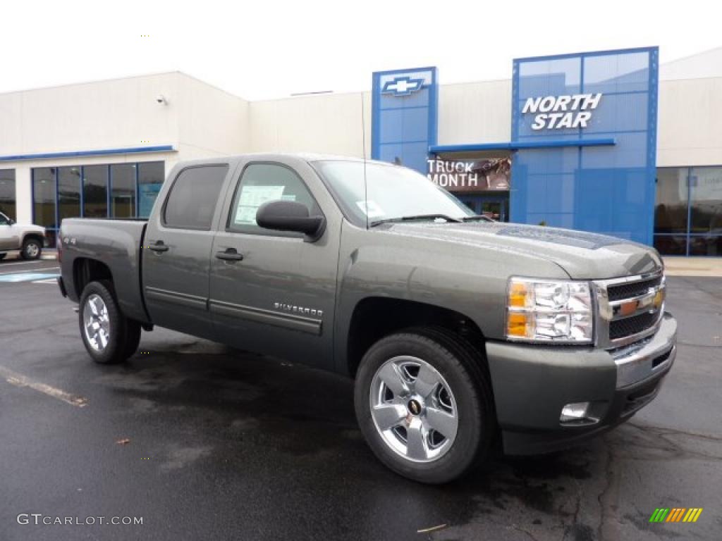 Steel Green Metallic Chevrolet Silverado 1500