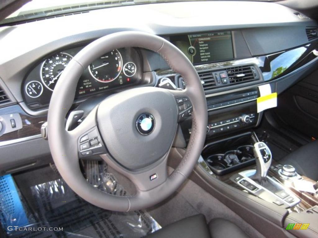 2011 BMW 5 Series 550i Sedan Black Dashboard Photo #46846512