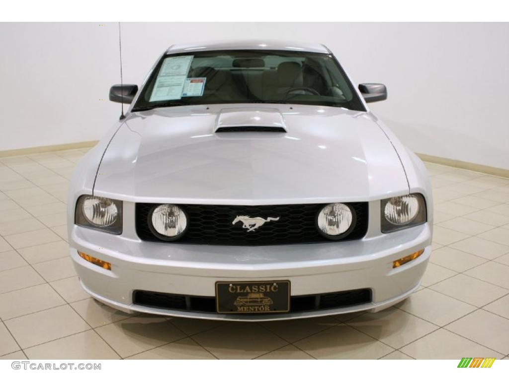 2007 Mustang GT Premium Coupe - Satin Silver Metallic / Light Graphite photo #2