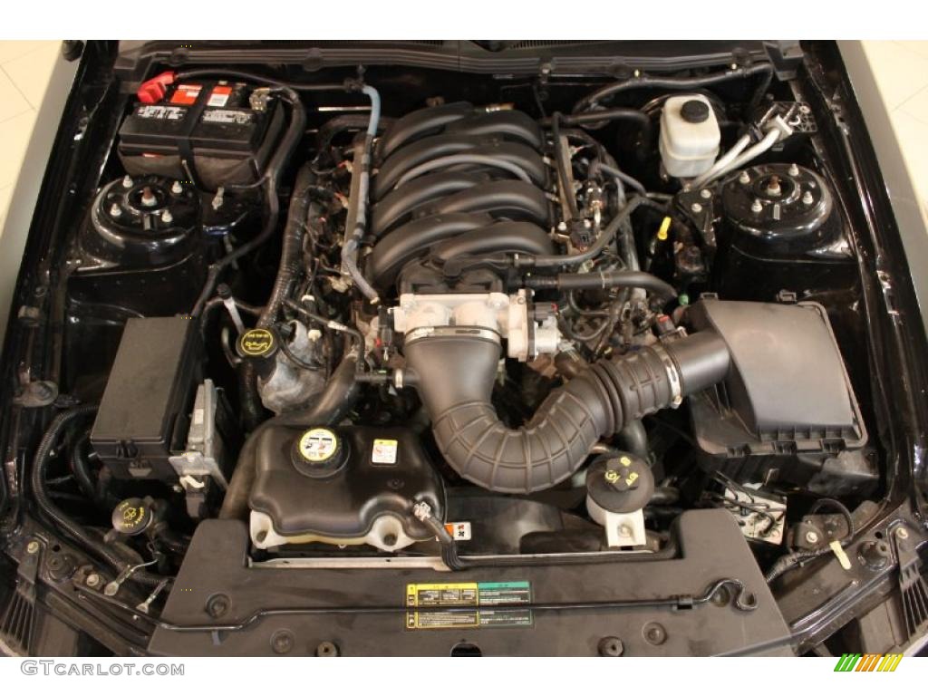 2006 Ford Mustang GT Premium Convertible 4.6 Liter SOHC 24-Valve VVT V8 Engine Photo #46847142