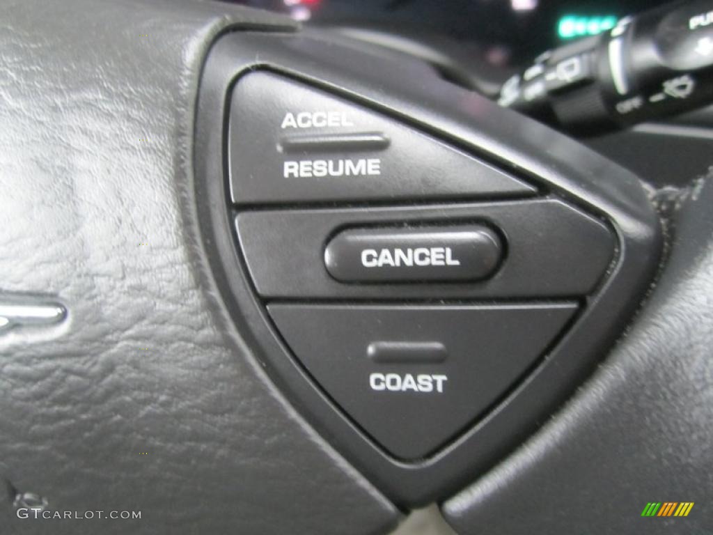 2008 Chrysler Pacifica Touring AWD Controls Photo #46848987