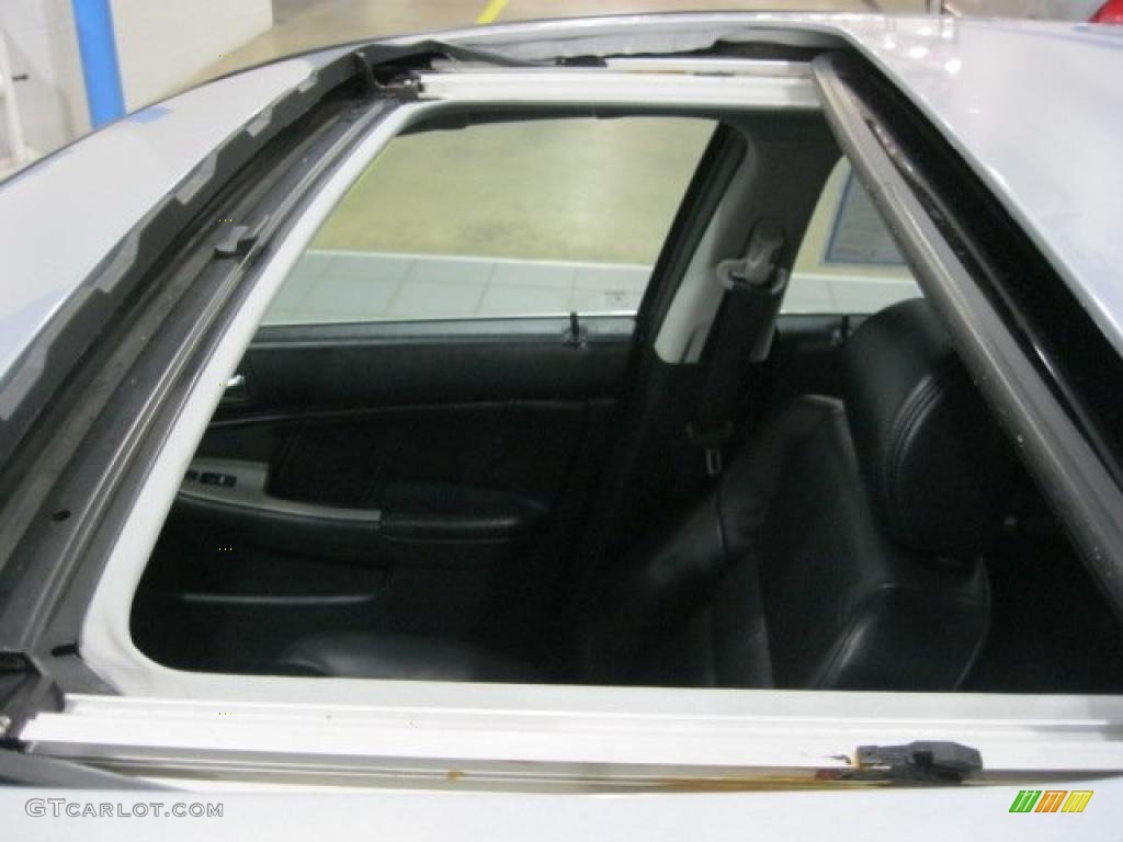 2005 Accord EX-L Sedan - Satin Silver Metallic / Black photo #30