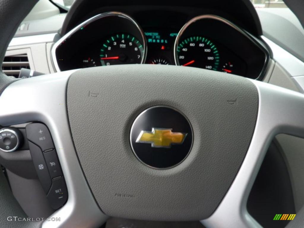 2011 Traverse LS - Dark Blue Metallic / Dark Gray/Light Gray photo #19