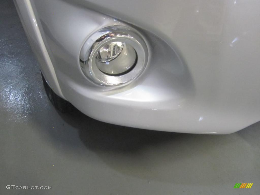 2010 RAV4 Limited V6 4WD - Classic Silver Metallic / Ash Gray photo #7