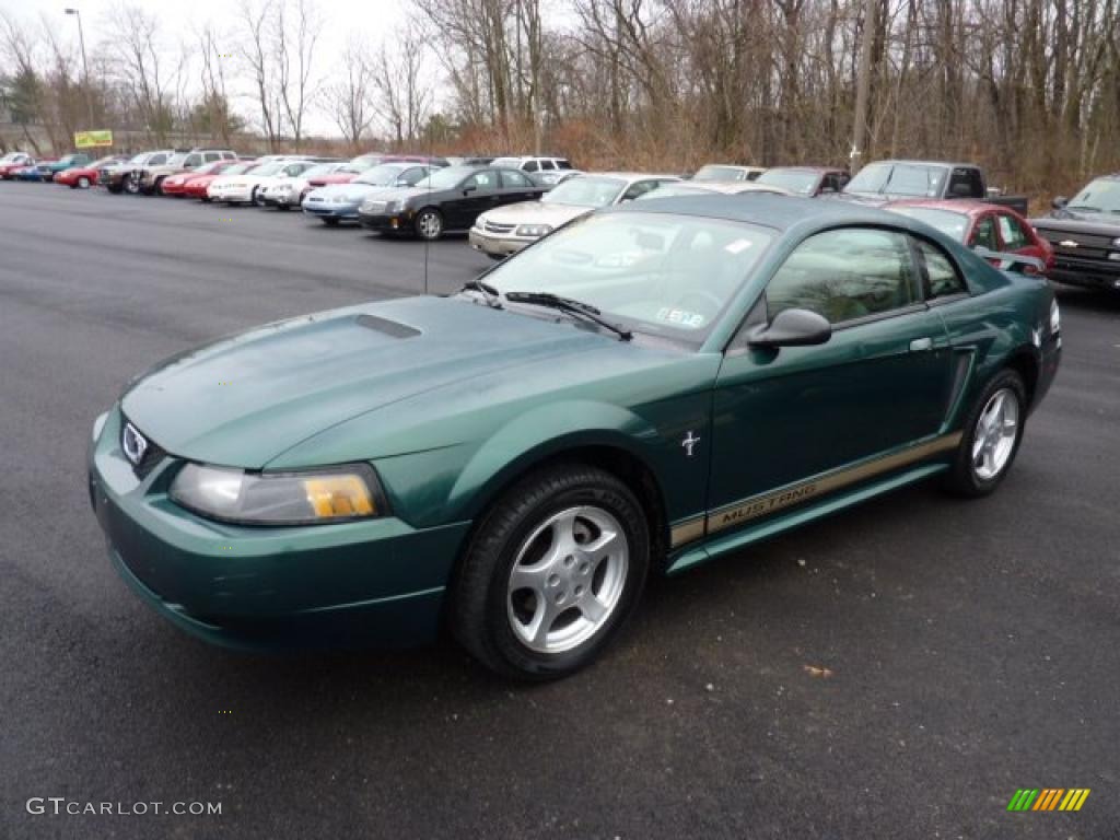 2002 Mustang V6 Coupe - Tropic Green Metallic / Medium Parchment photo #3