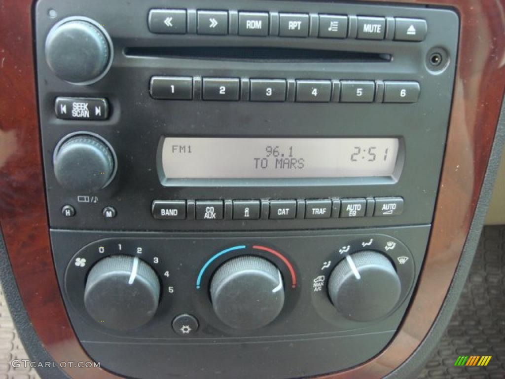 2008 Chevrolet Uplander LS Controls Photo #46855014