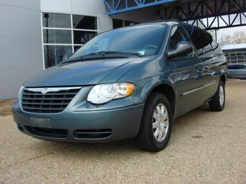 2005 Chrysler Town & Country Touring Data, Info and Specs