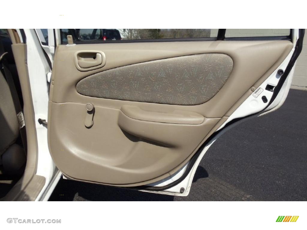 1999 Corolla VE - Super White / Pebble Beige photo #17