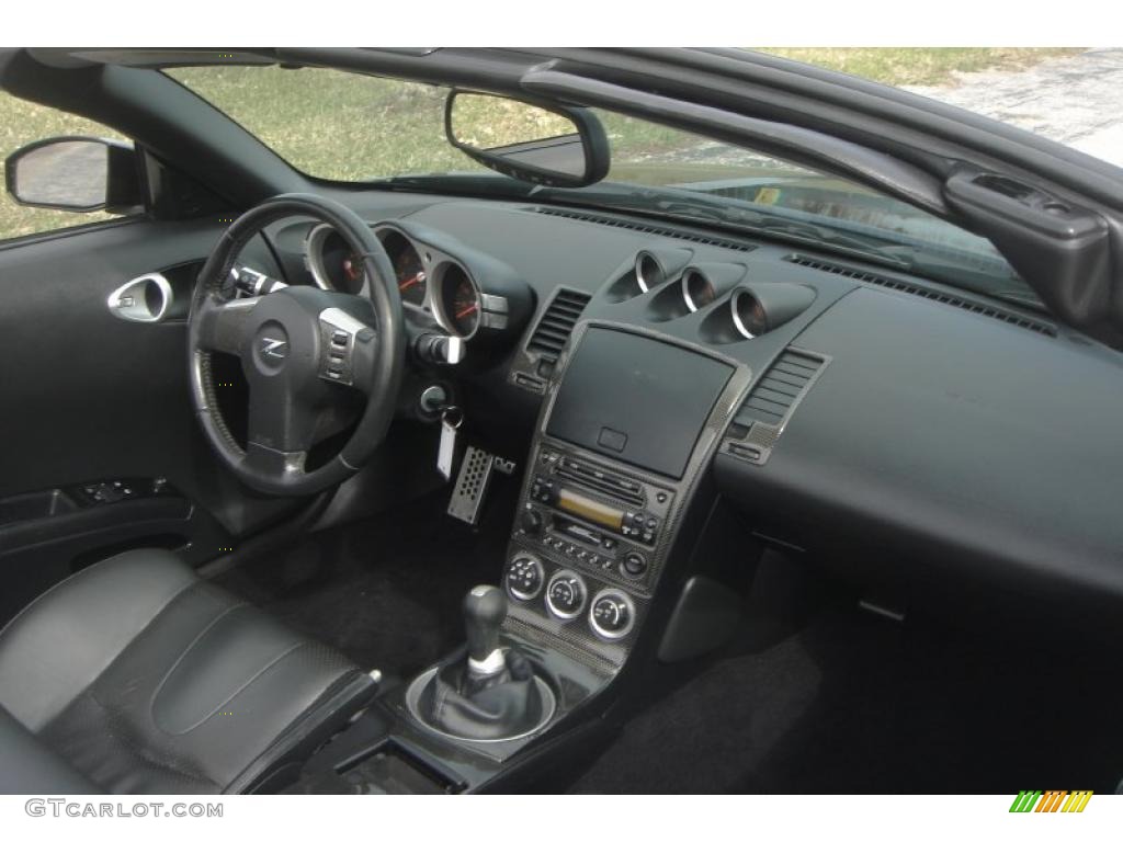 2005 Nissan 350Z Touring Roadster Charcoal Dashboard Photo #46856229