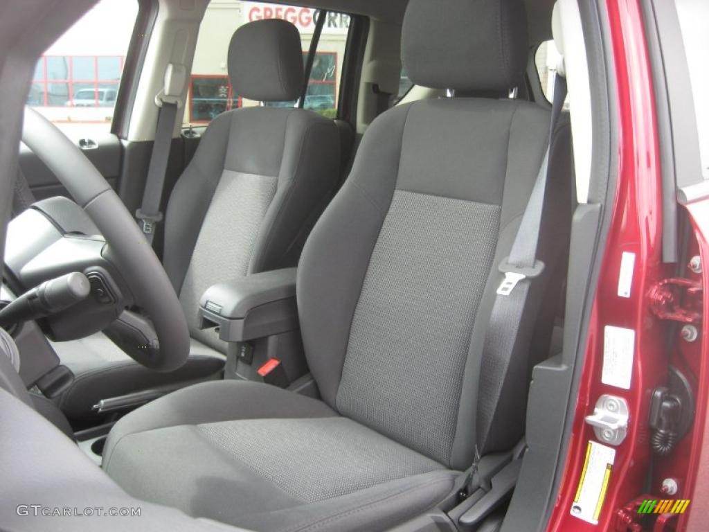 Dark Slate Gray Interior 2011 Jeep Compass 2.4 Latitude 4x4 Photo #46858788