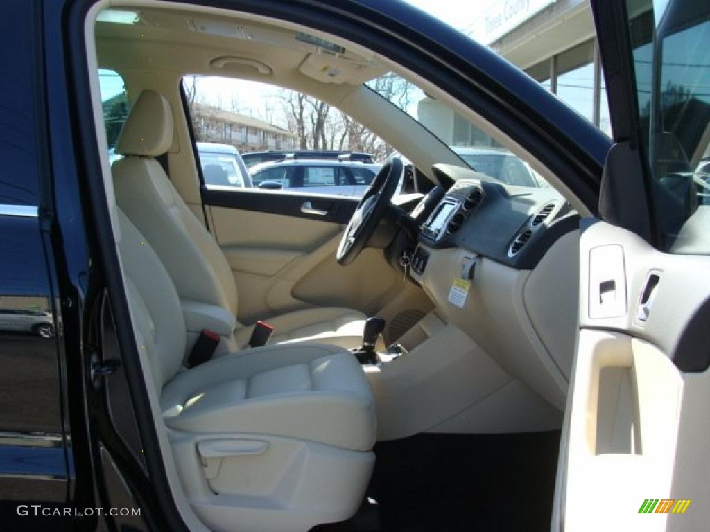 2011 Tiguan SE - Deep Black Metallic / Sandstone photo #5