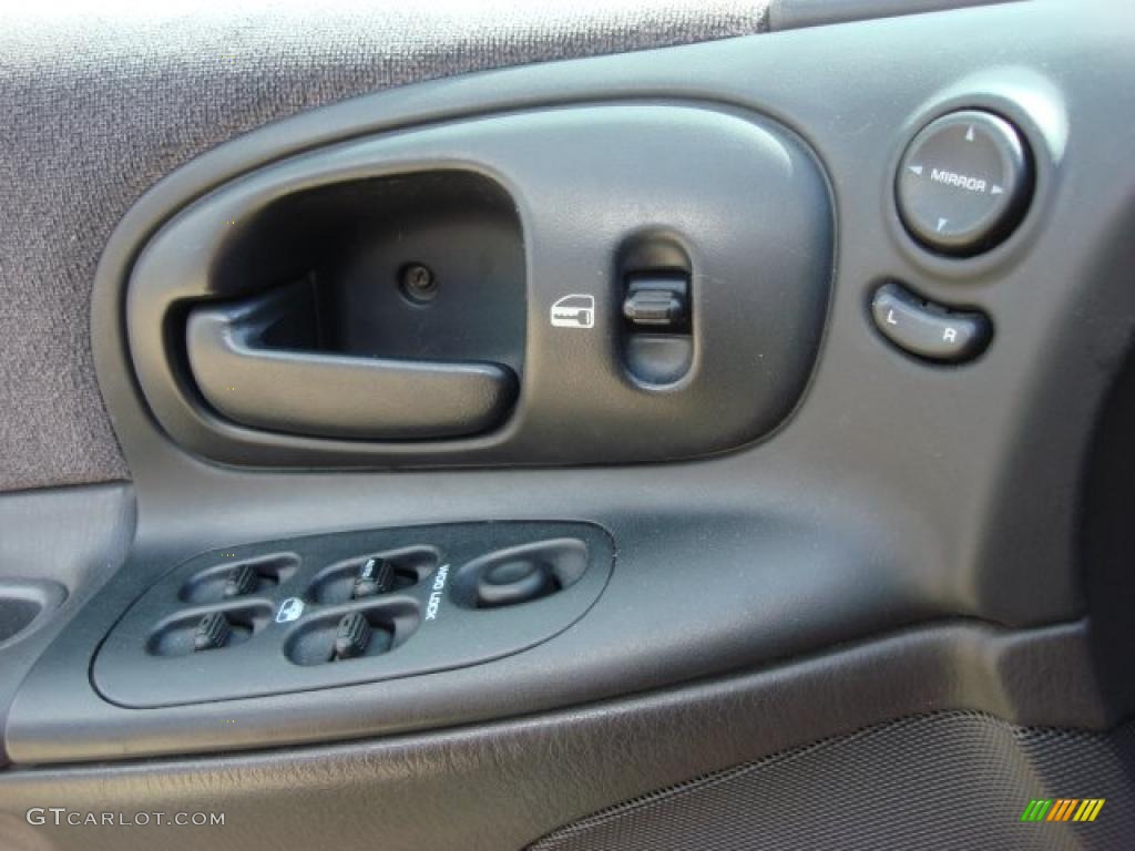 1999 Dodge Intrepid Standard Intrepid Model Controls Photo #46860468