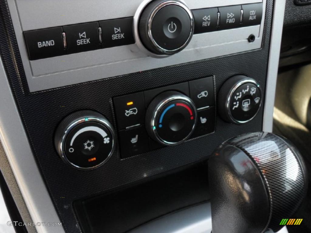 2008 Chevrolet Equinox Sport AWD Controls Photo #46860558