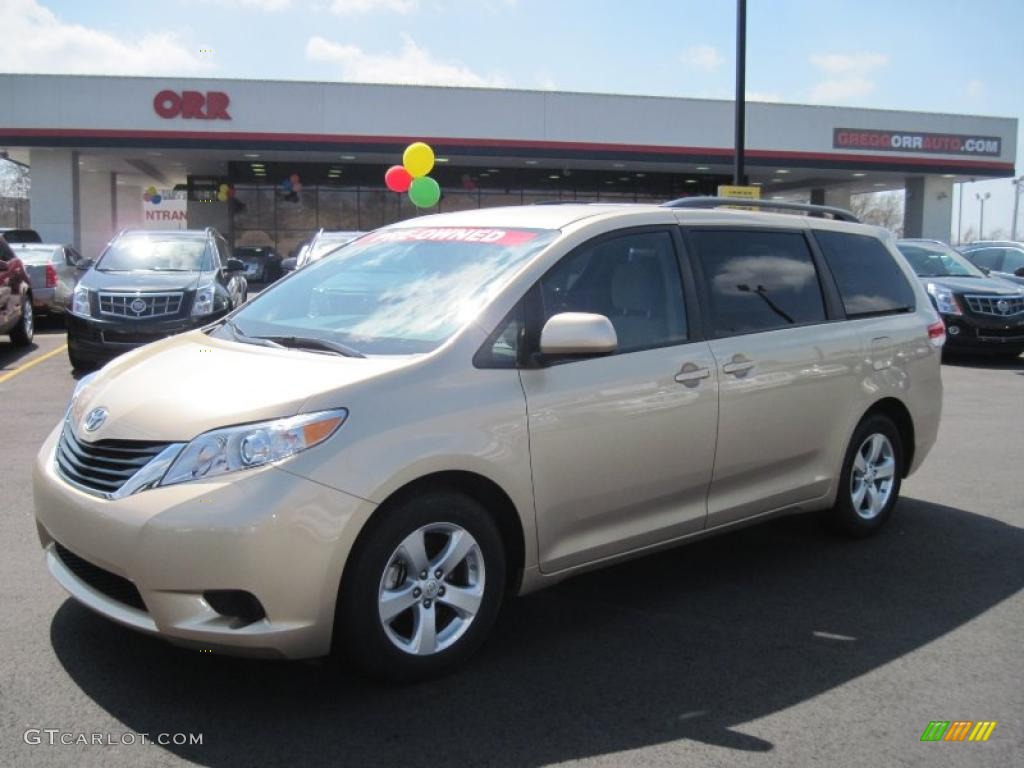 Sandy Beach Metallic Toyota Sienna