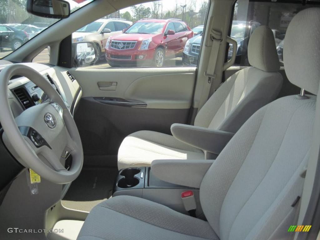 Bisque Interior 2011 Toyota Sienna LE Photo #46861734