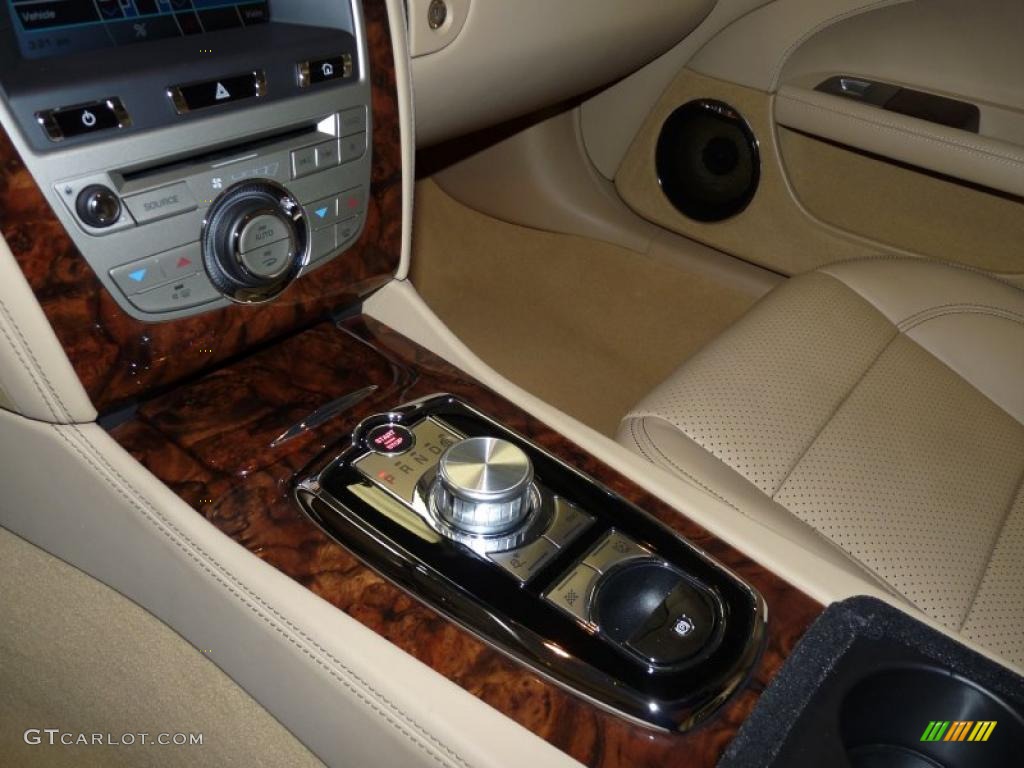 2011 Jaguar XK XKR Convertible Controls Photo #46861782