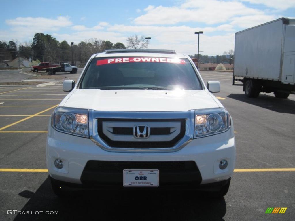 2011 Pilot EX-L - Taffeta White / Gray photo #8