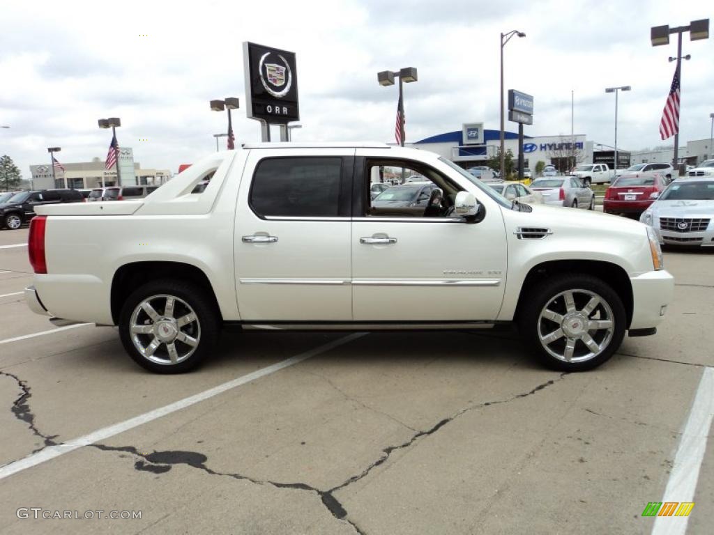 2011 Escalade EXT Premium AWD - White Diamond Tricoat / Cashmere/Cocoa photo #4