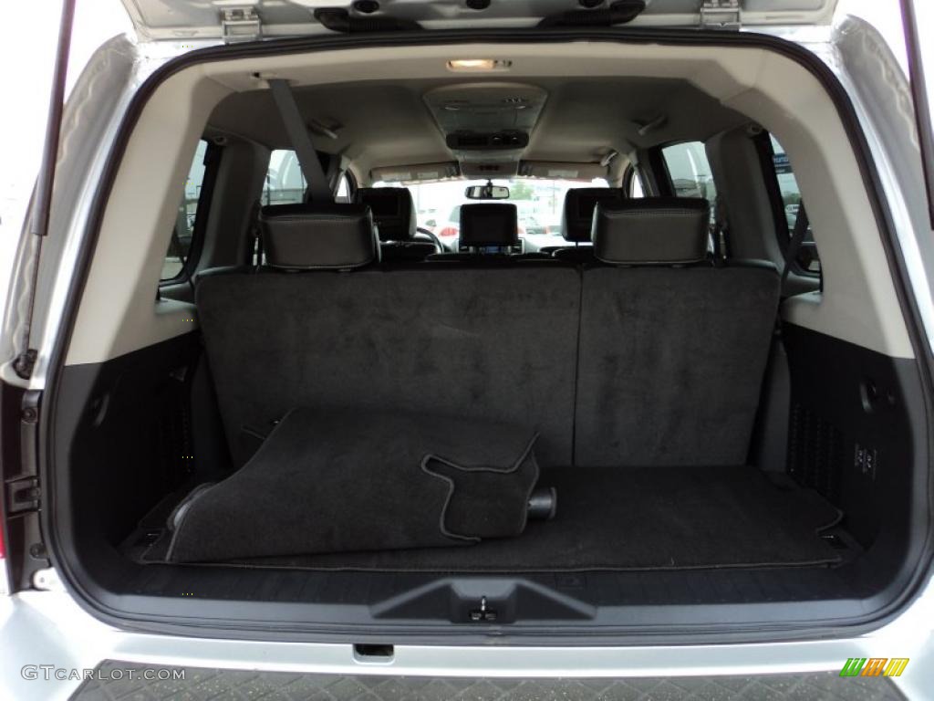2010 Nissan Armada Titanium Trunk Photo #46864029