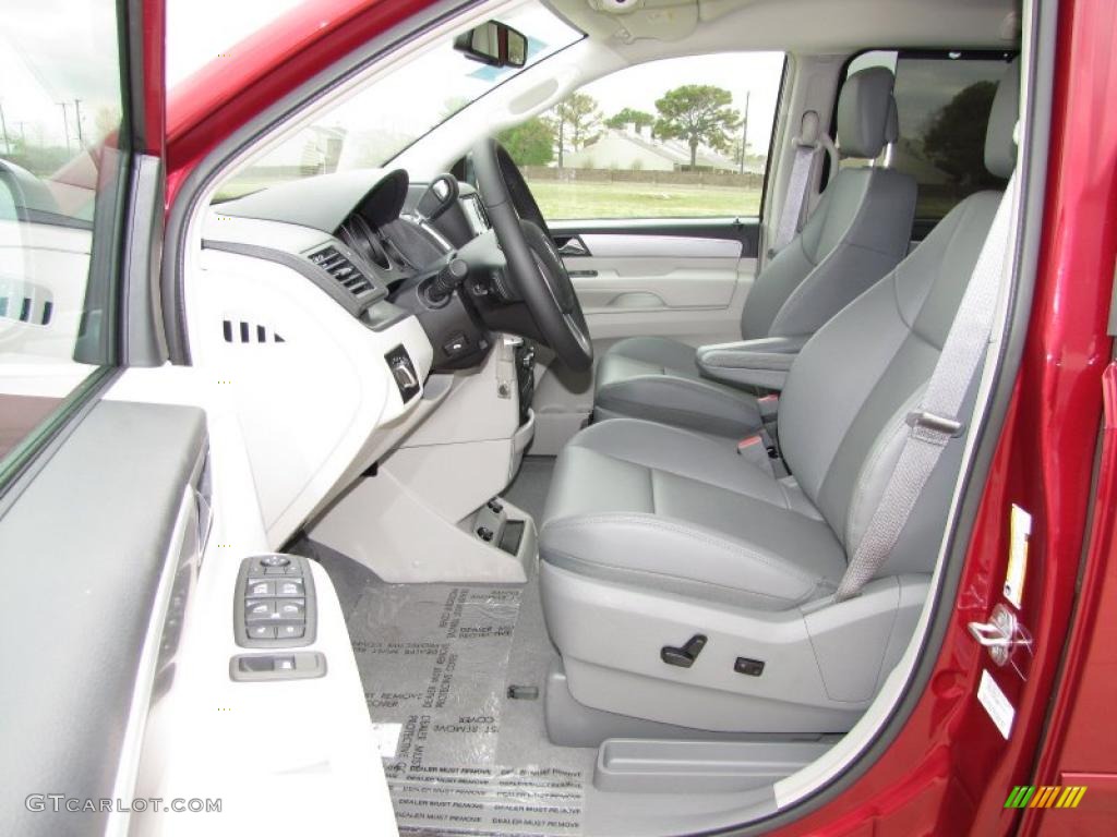 Aero Gray Interior 2011 Volkswagen Routan SE Photo #46864794