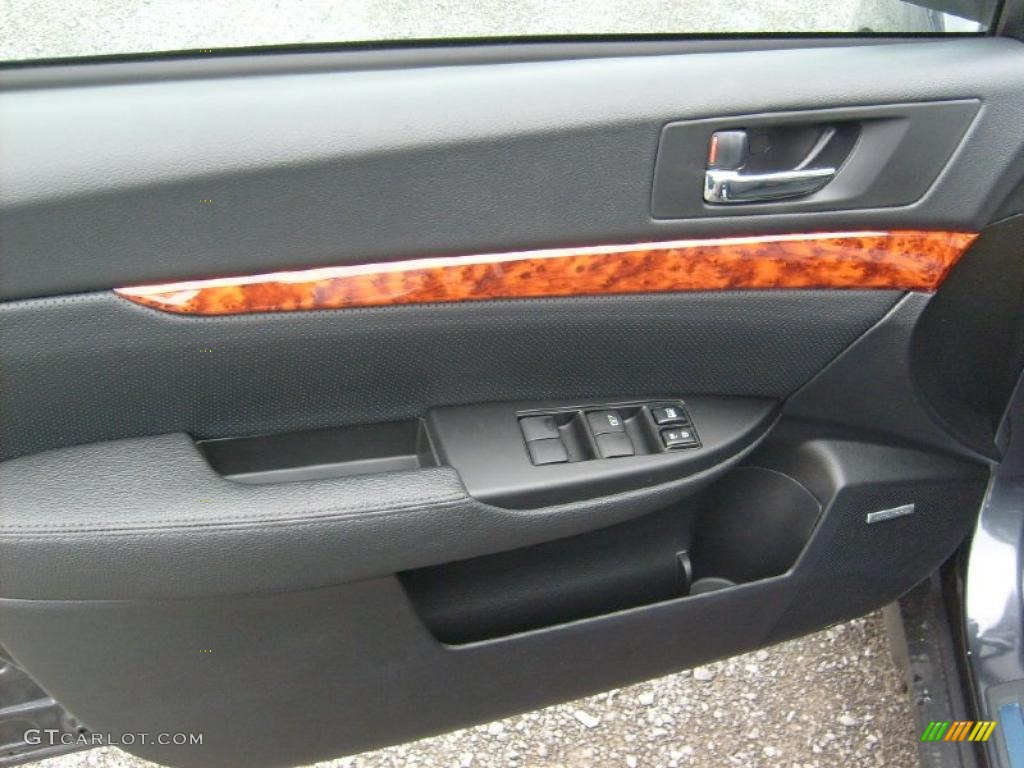 2011 Outback 2.5i Limited Wagon - Graphite Gray Metallic / Off Black photo #13