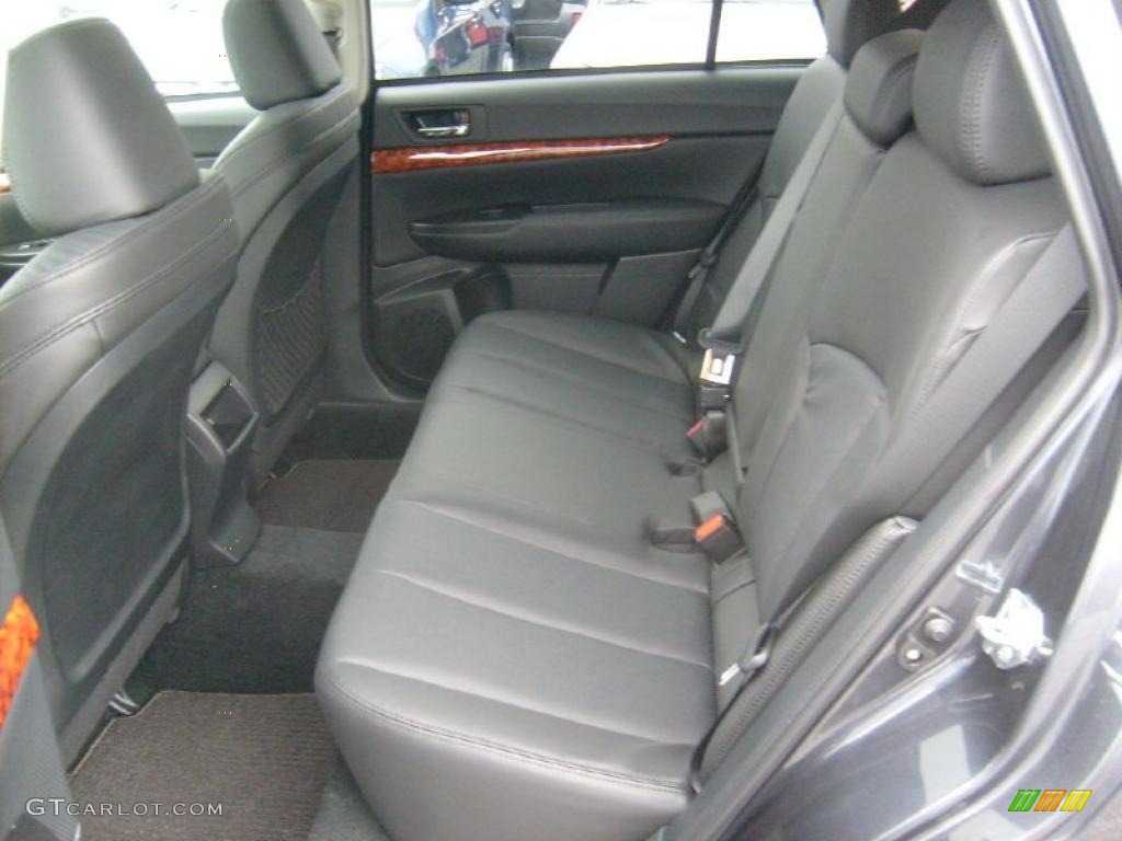 2011 Outback 2.5i Limited Wagon - Graphite Gray Metallic / Off Black photo #14