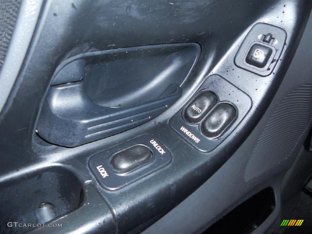 2006 Ford Ranger FX4 SuperCab 4x4 Controls Photos