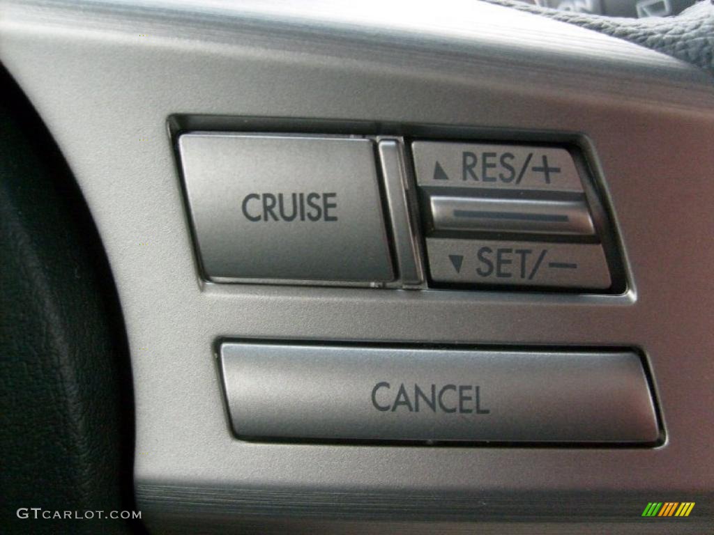 2011 Outback 2.5i Premium Wagon - Crystal Black Silica / Warm Ivory photo #18