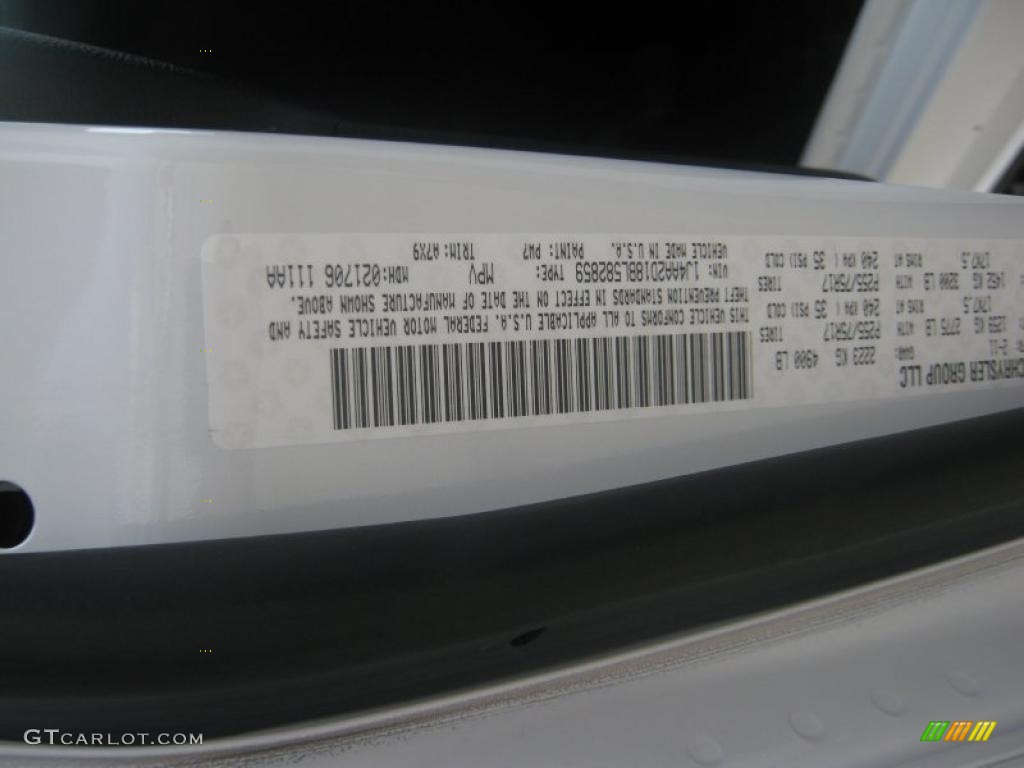 2011 Wrangler Sport S 4x4 - Bright White / Black photo #25