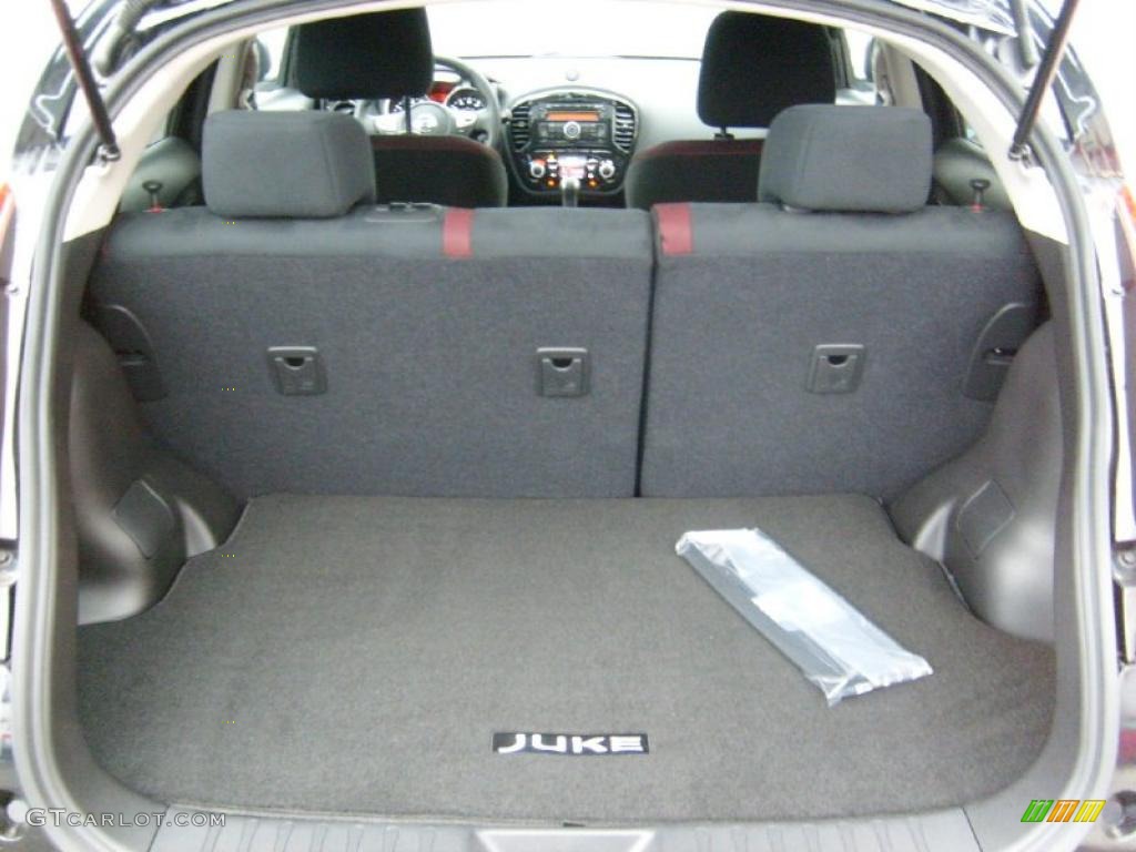 2011 Nissan Juke SV AWD Trunk Photo #46867938