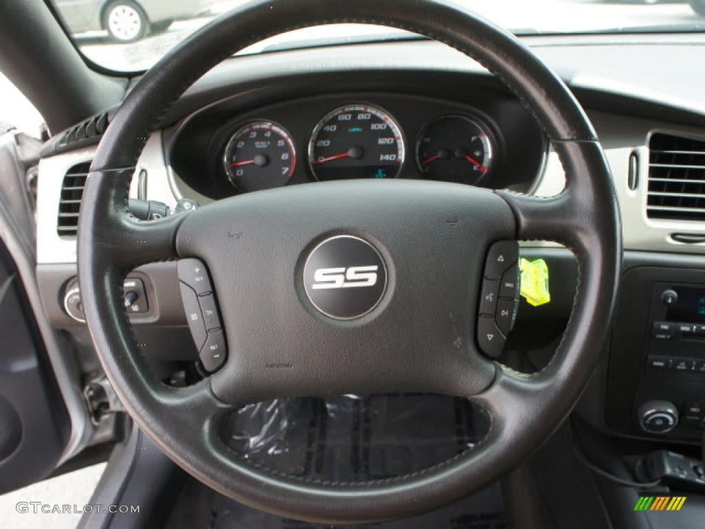 2006 Chevrolet Monte Carlo SS Ebony Steering Wheel Photo #46870928