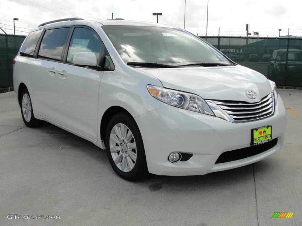 2011 Sienna Limited - Blizzard White Pearl / Light Gray photo #1