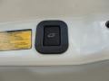 Blizzard Pearl White - Venza V6 Photo No. 21