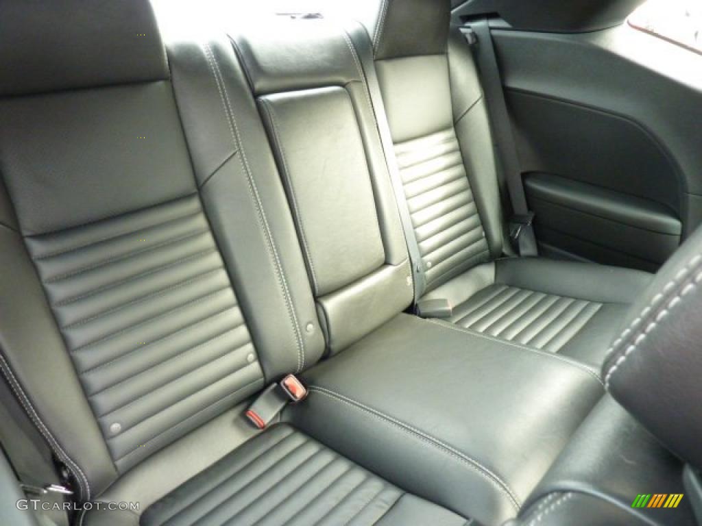 2010 Challenger R/T Classic - Detonator Yellow / Dark Slate Gray photo #14