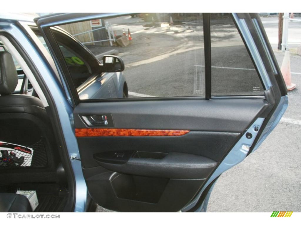 2011 Subaru Outback 2.5i Limited Wagon Off Black Door Panel Photo #46877906