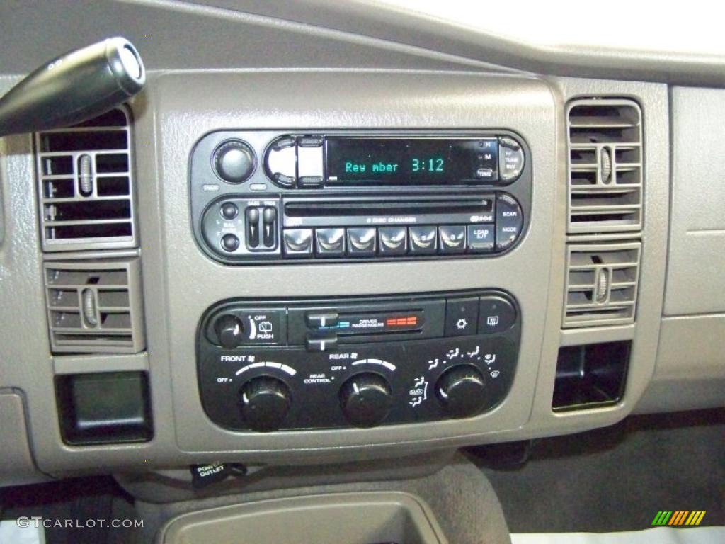 2003 Dodge Durango SLT Controls Photo #46878734